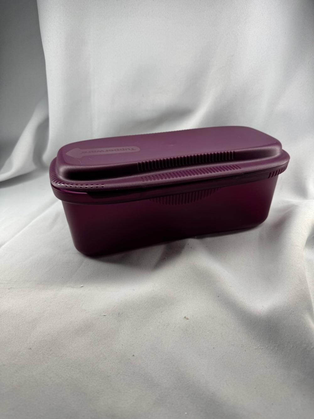 Tupperware-Microwave Pasta Master.